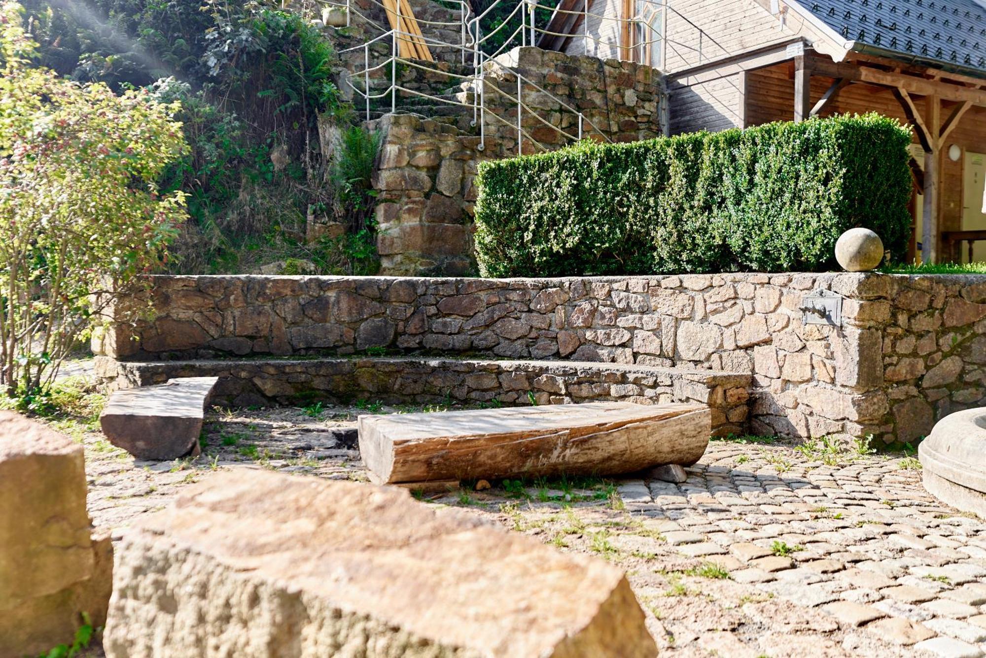 Apartmany Svatosske Skaly Loket Bagian luar foto
