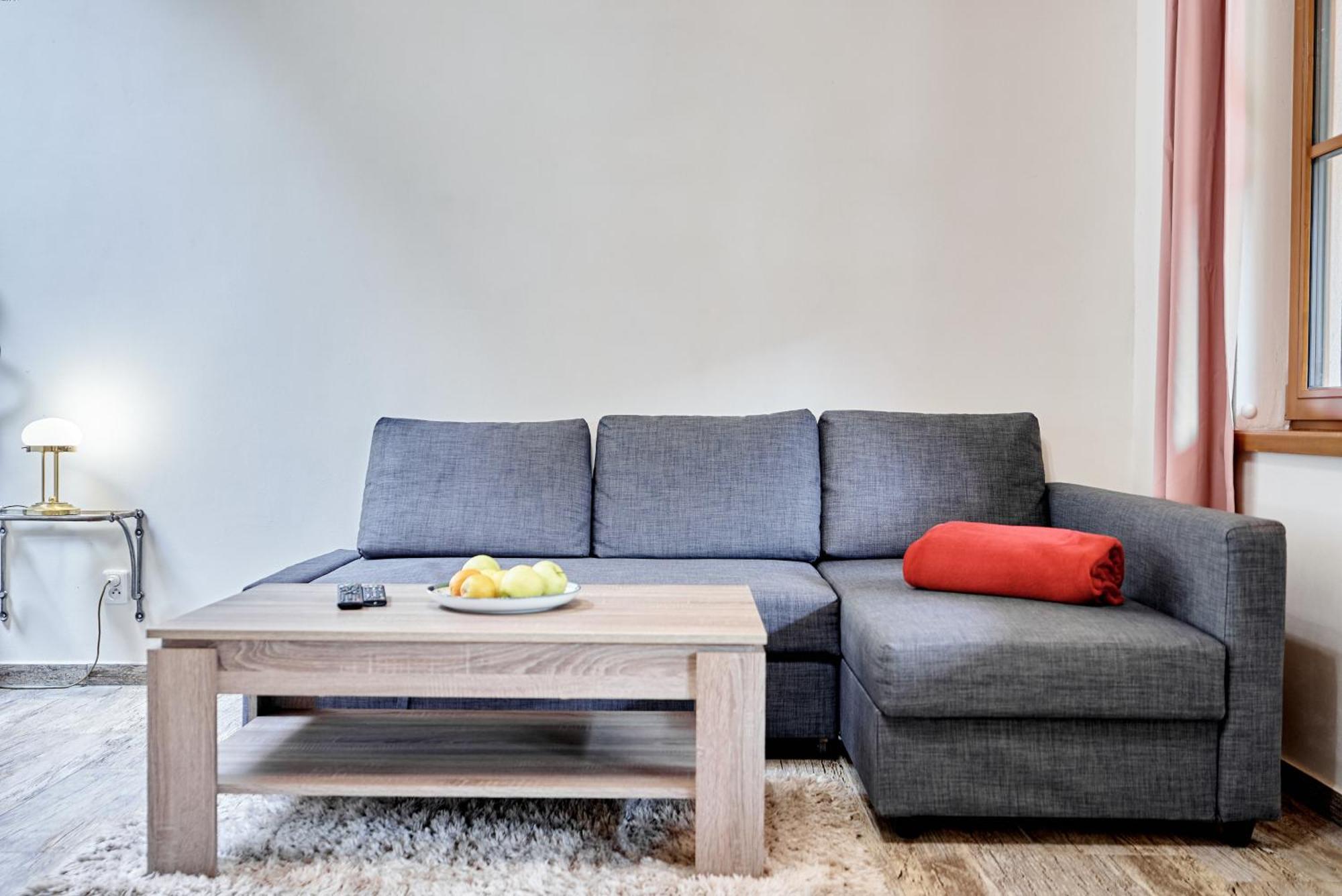 Apartmany Svatosske Skaly Loket Bagian luar foto